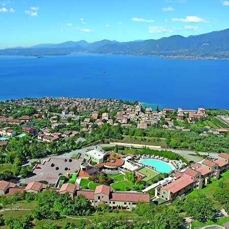 Le Torri Del Garda Familyspa Resort Torri Del Benaco Zewnętrze zdjęcie